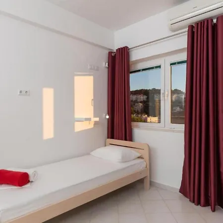 Holiday home Free Bird - Bed In Six Bed Female Zenska *