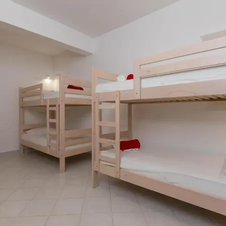 Free Bird - Bed In Six Bed Female Zenska Dubrovnik